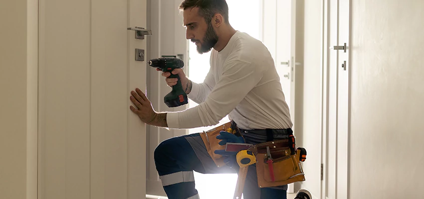 Mailbox Lock Installation Expert in Agoura Hills, California