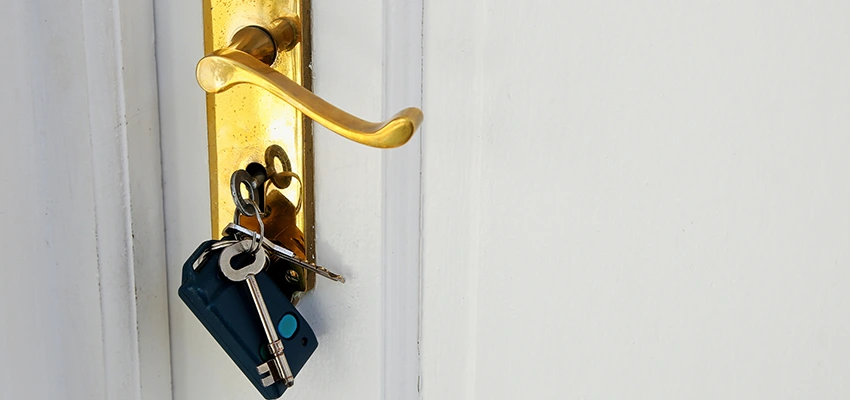 Broken Door Key Extraction in Agoura Hills, CA